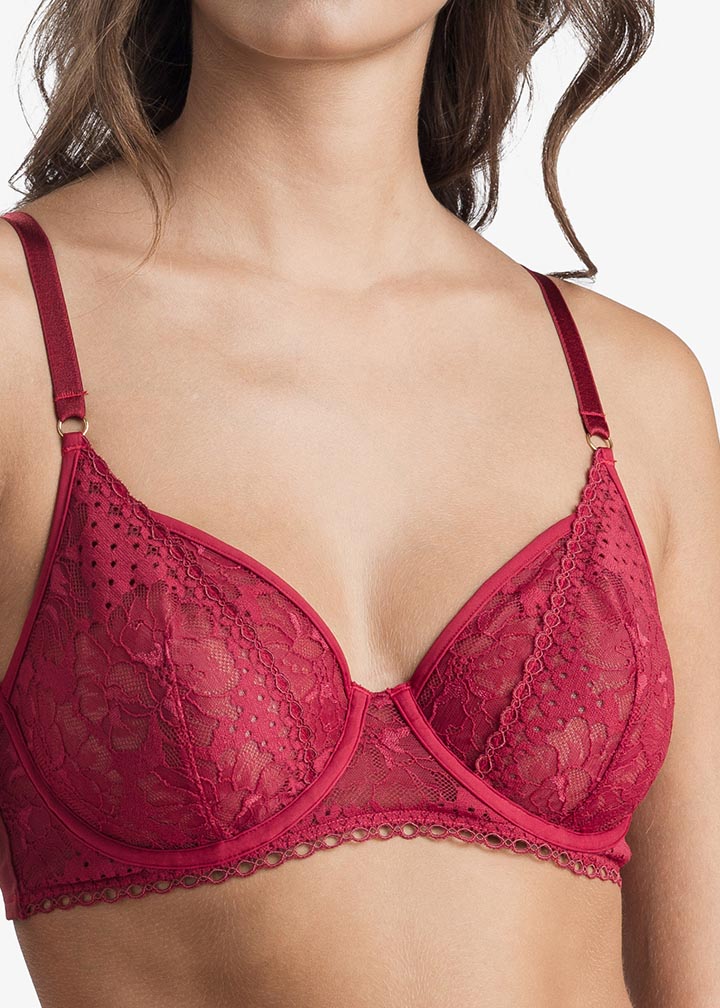 Soutien-gorge emboitant armaturé en dentelle