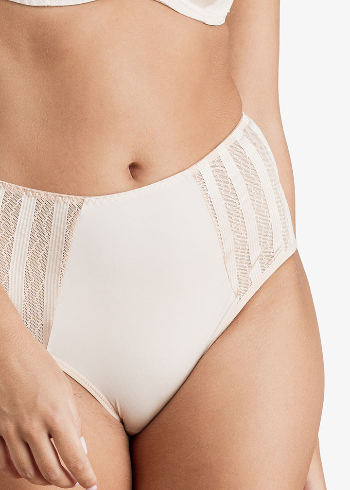 Culotte en en maille microfibre